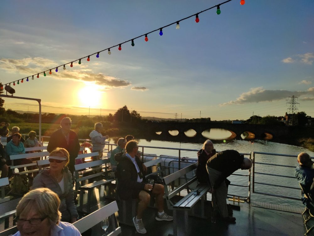 Countess_Wear_Evening_Cruise