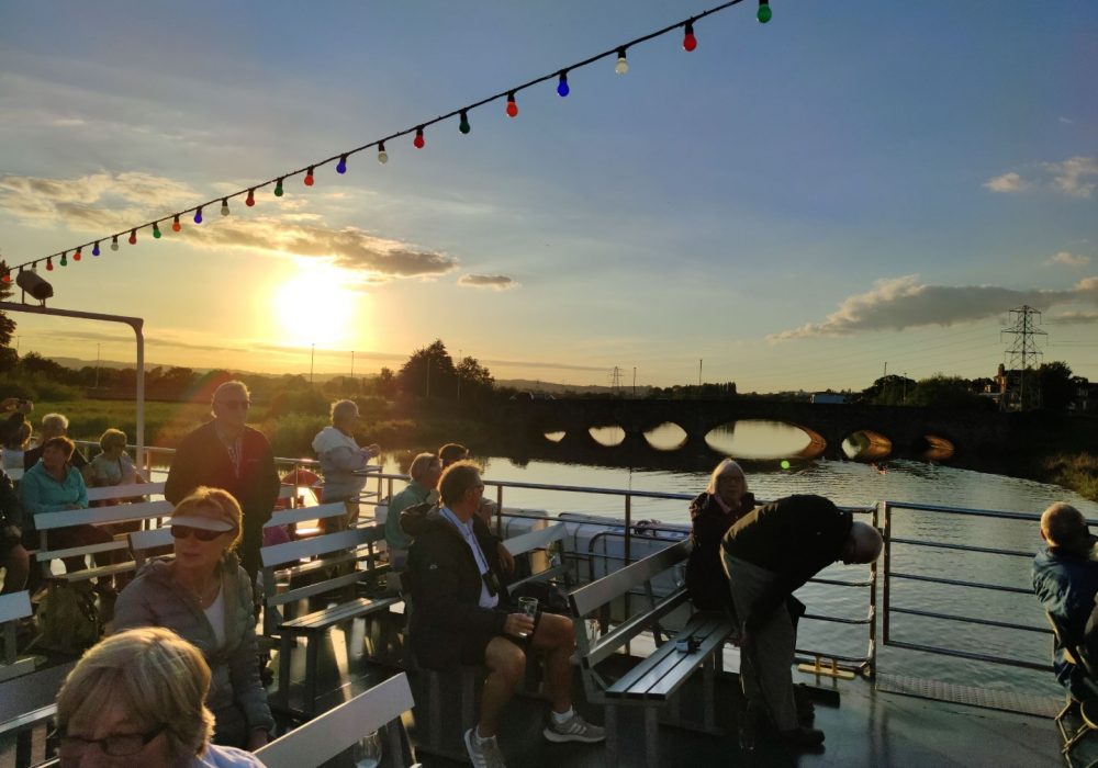 Countess_Wear_Evening_Cruise