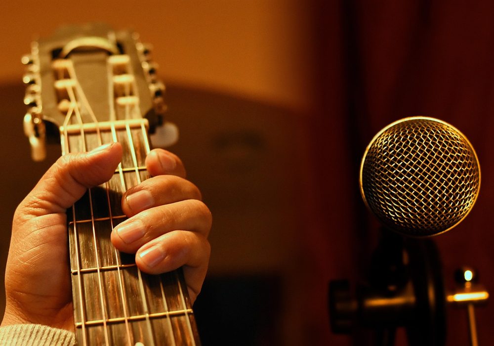 Guitar 10