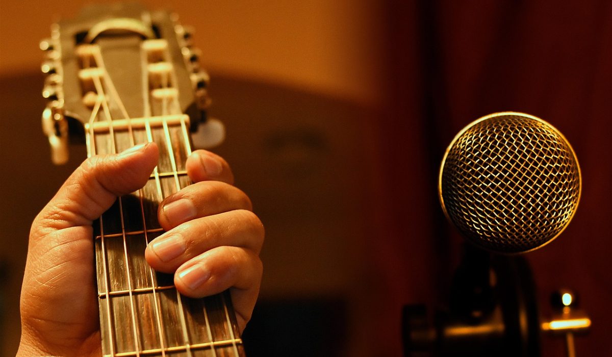 Guitar 10
