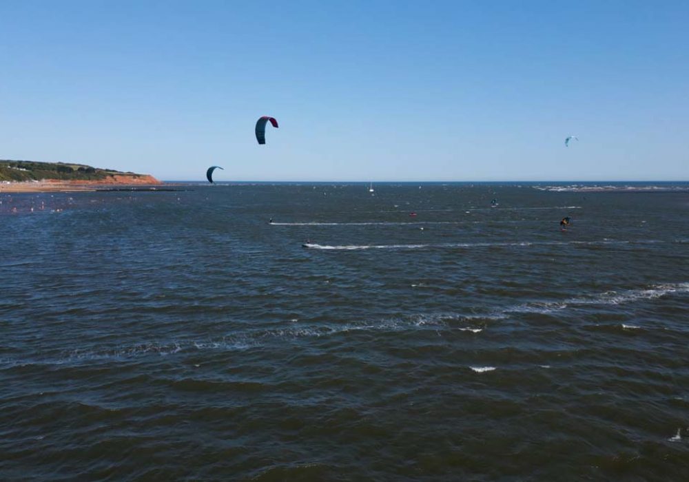 Sequence 01.00_19_33_09.Still076