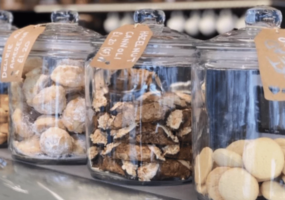 deli-on-the-strand-exmouth-2