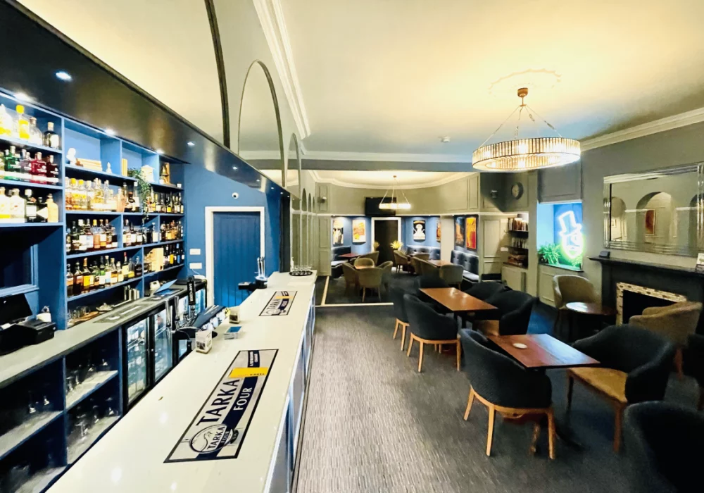 hat-or-lemon-exmouth