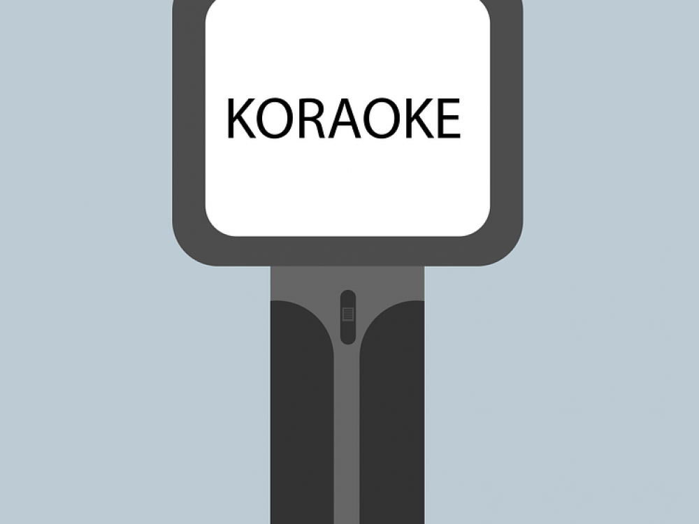 karaoke-microphone