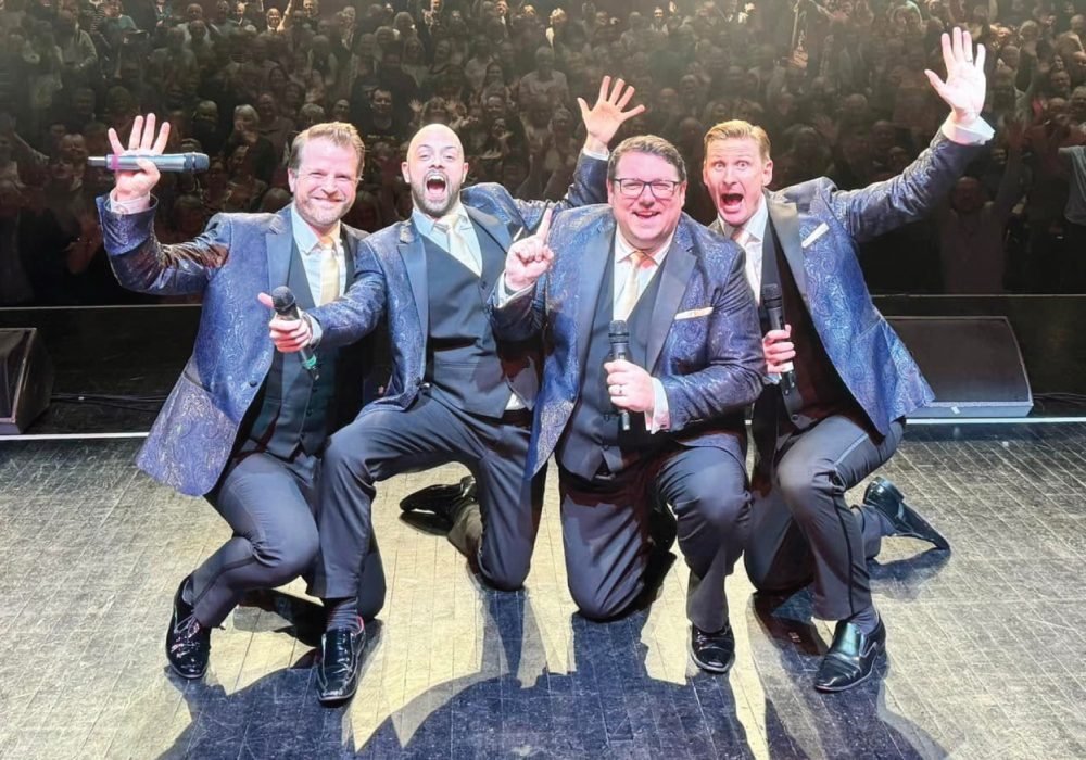 opera-boys-at-exmouth-pavilion