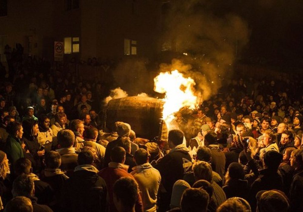tar barrels