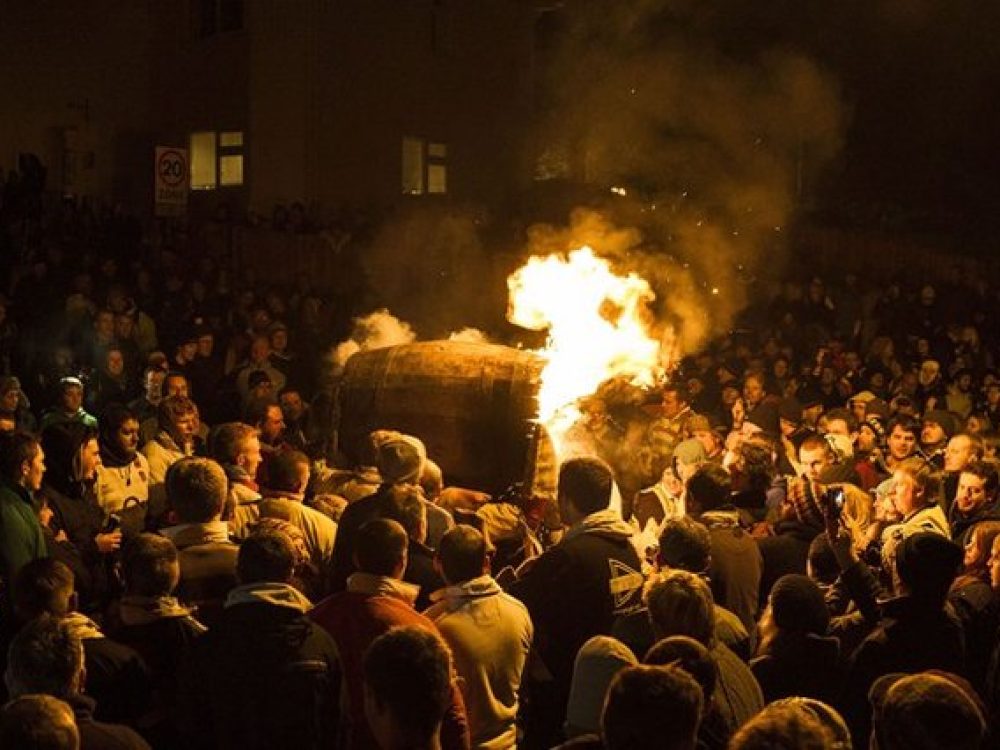 tar barrels