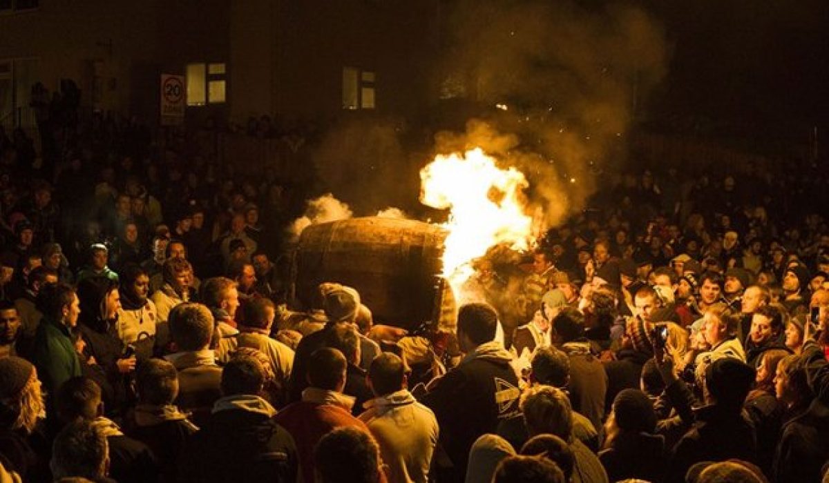 tar barrels